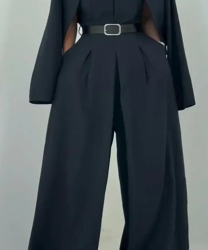 Isolde | Eleganz und Raffinesse: Bustier und Jacke im zeitlosen Ensemble