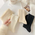 Aude | Wollsocken mit Zopfmuster