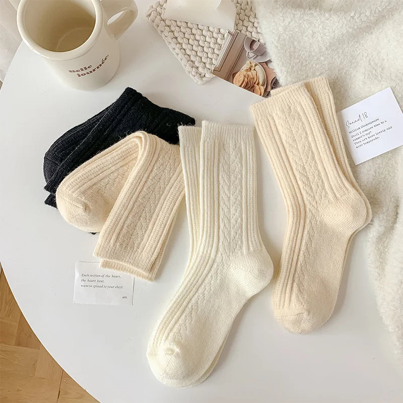 Aude | Wollsocken mit Zopfmuster