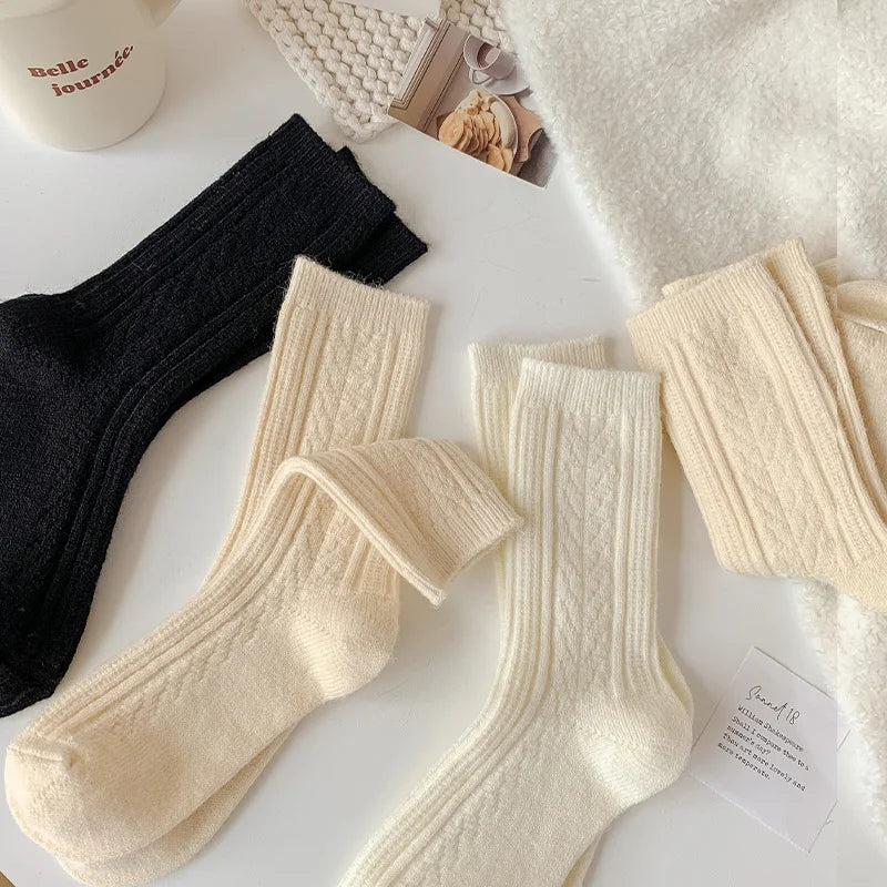 Aude | Wollsocken mit Zopfmuster