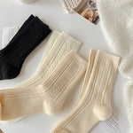Aude | Wollsocken mit Zopfmuster