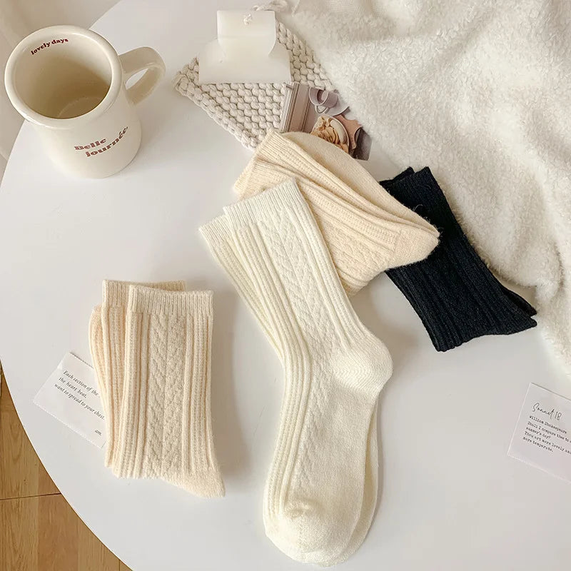 Aude | Wollsocken mit Zopfmuster