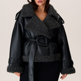 Elvira | Eleganter Gürtel-Mantel aus Lammfell