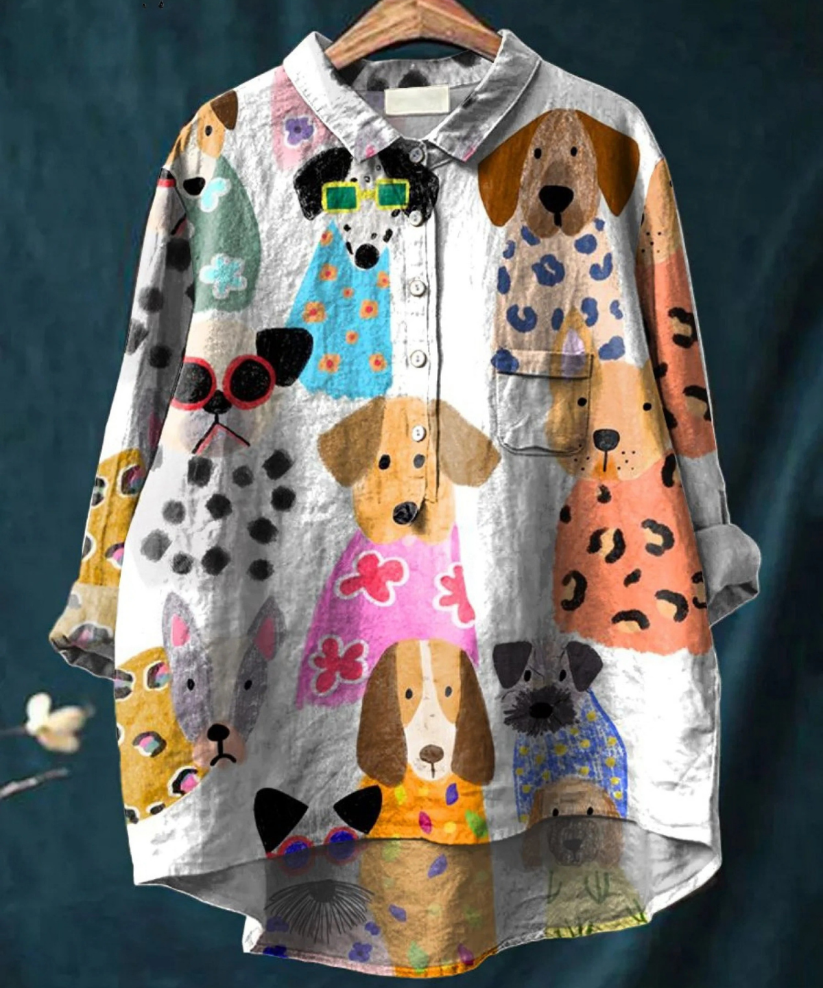Lucienne | Verspielte Hemdbluse mit farbenfrohem Cartoon-Hundedesign