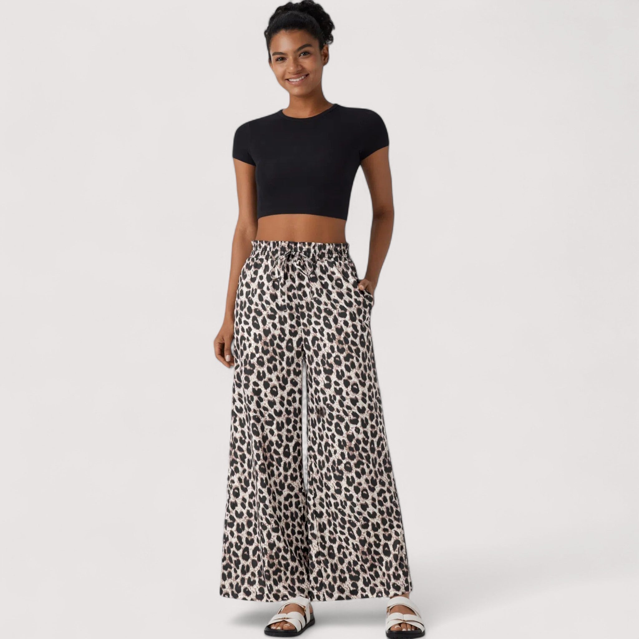 Frida | Weitbeinige Hosen in luxuriösem Batikdesign
