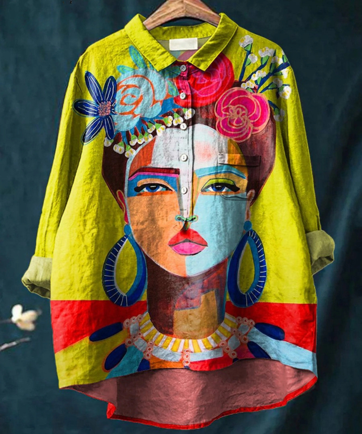 Amara | Elegante Hemdbluse mit kunstvollem Print