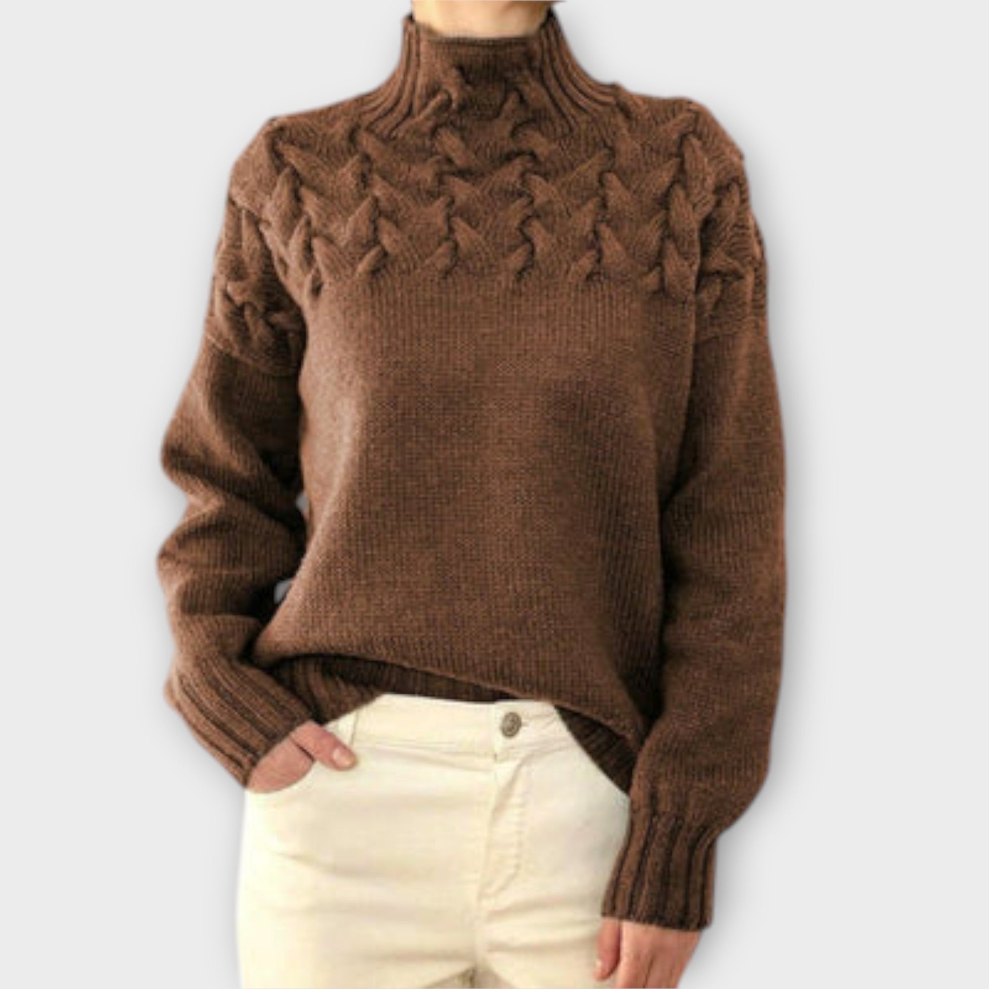 Aurora | Eleganter Damenpullover mit exquisiten Zopfstrick-Akzenten