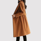 Clara | Eleganter Wollmantel mit luxuriösem Gürtel