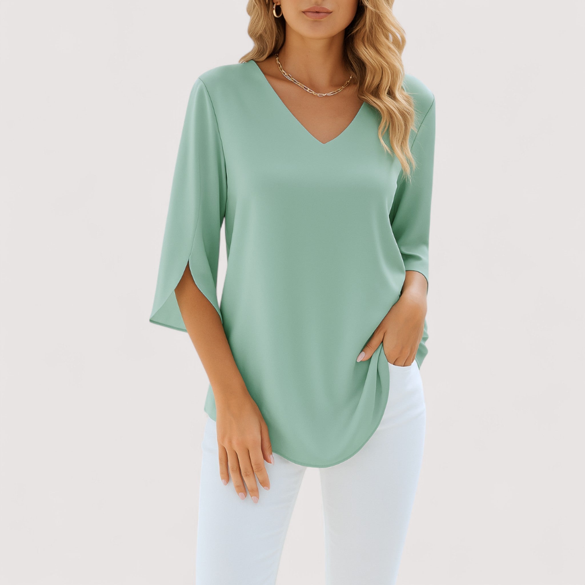 Leontine | Elegante Bluse mit verführerischem V-Ausschnitt