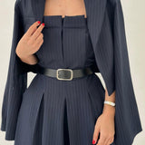 Isolde | Eleganz und Raffinesse: Bustier und Jacke im zeitlosen Ensemble