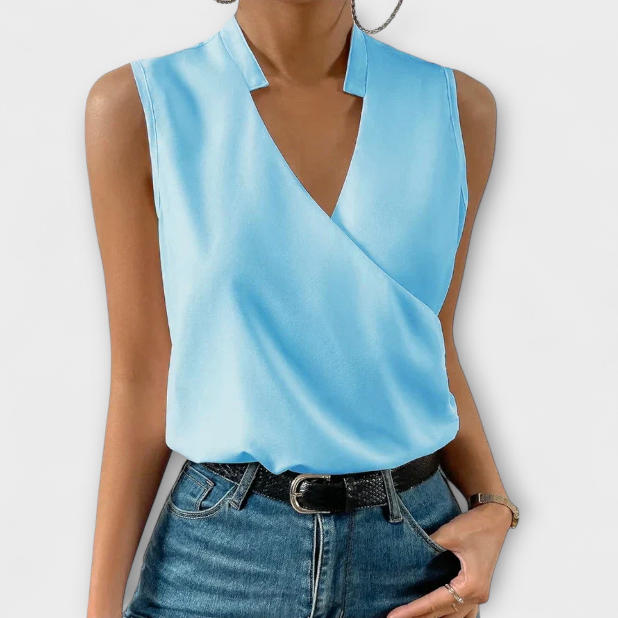 Isabella | Elegantes V-Ausschnitt Sommertop aus zartem, fließendem Stoff