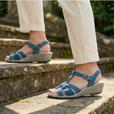Isabelle | Belebende Eleganz in luxuriösem Blau