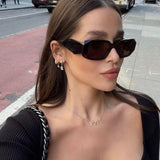 Sina | Elegante Sonnenbrille für strahlende Anlässe