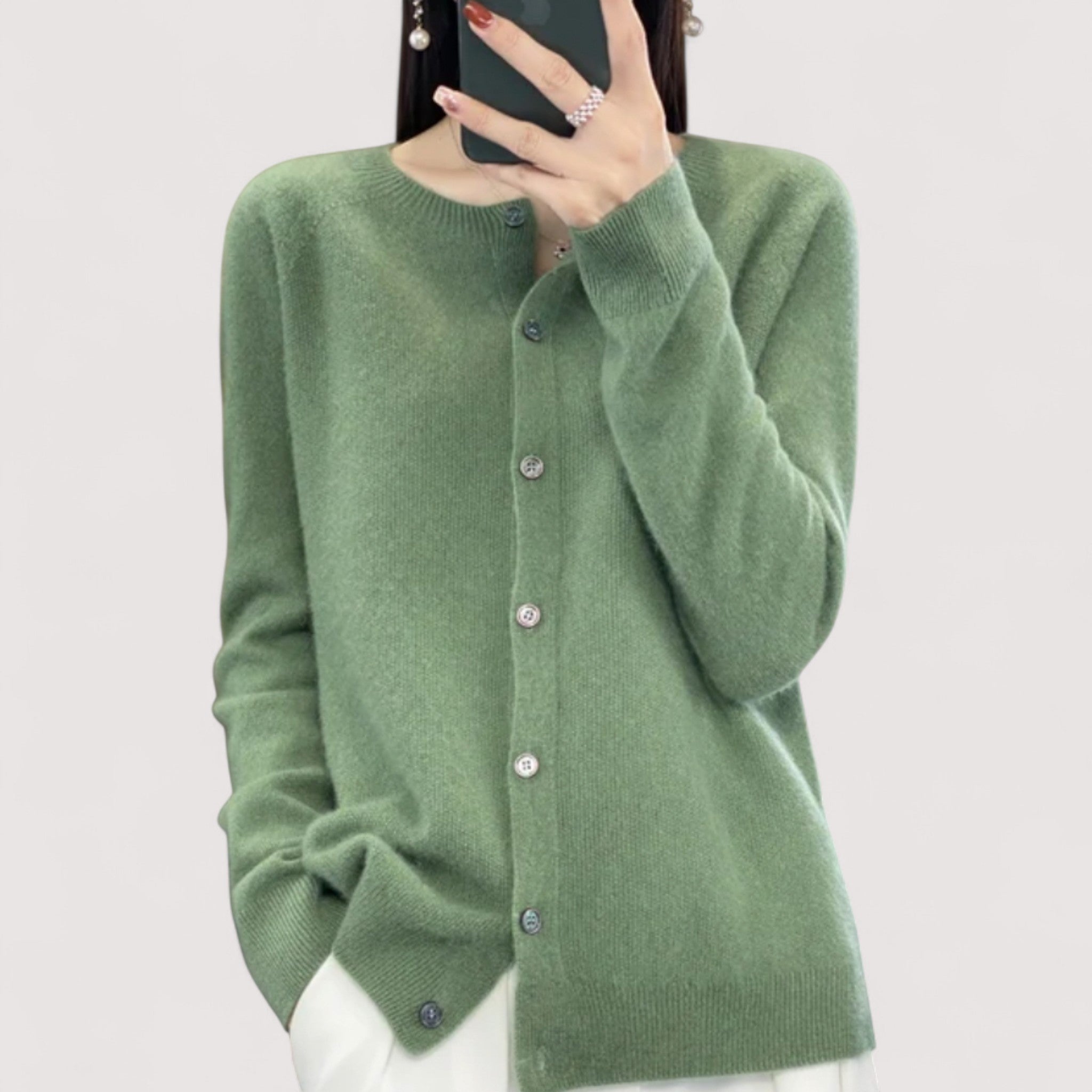 Darija | Luxuriöser Cashmere-Cardigan mit kunstvollen Knöpfen
