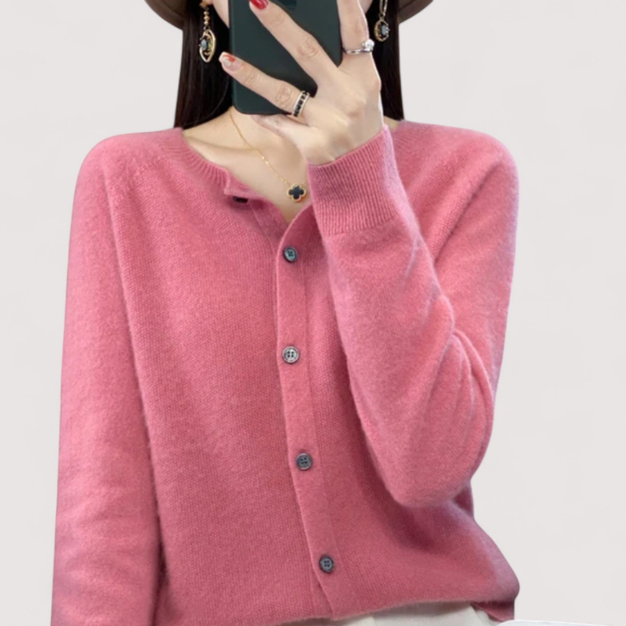 Darija | Luxuriöser Cashmere-Cardigan mit kunstvollen Knöpfen