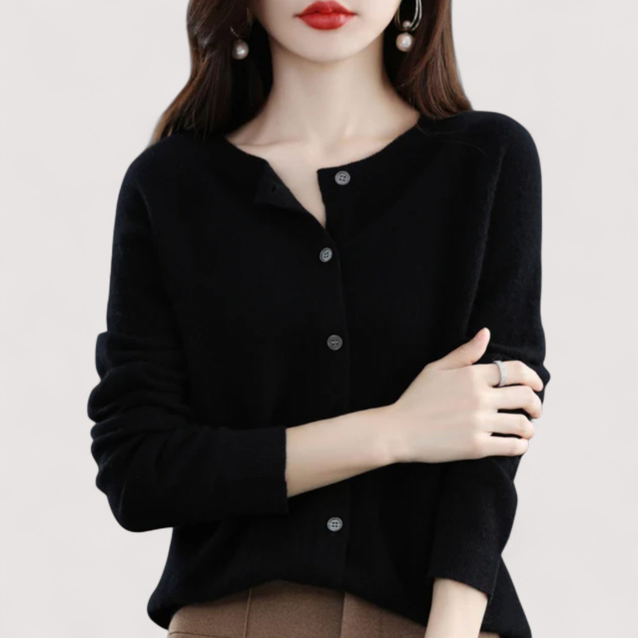 Darija | Luxuriöser Cashmere-Cardigan mit kunstvollen Knöpfen