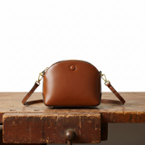 Amalia | Elegante Retro-Seitentasche mit zeitlosem Charme