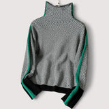 Gabriela | Luxuriöser Rollkragenpullover mit opulenten, kontrastierenden Streifen
