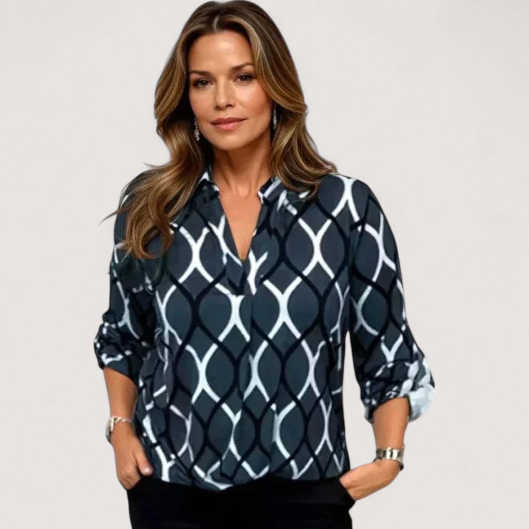 Noemi | Bluse mit exquisitem, kunstvollem Design