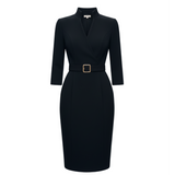 Nora | Elegantes schwarzes Kleid mit tailliertem Gürtel und majestätischem Stehkragen